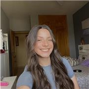 Profesora de primaria apta para todas las asignaturas